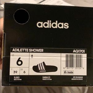 NWT Adidas Adilette Comfort Slides